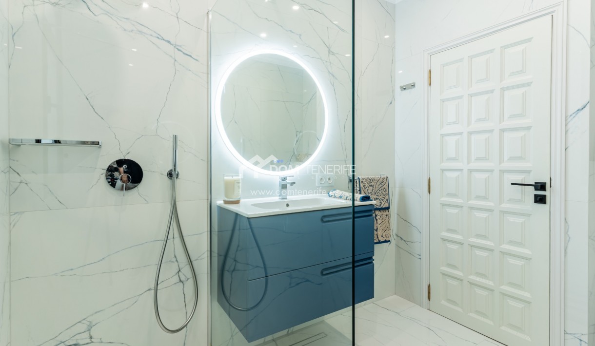 Sale - Villa -
Adeje - San Eugenio Alto