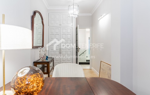 Sale - Villa -
Adeje - San Eugenio Alto