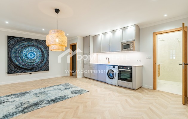 Sale - Villa -
Adeje - San Eugenio Alto