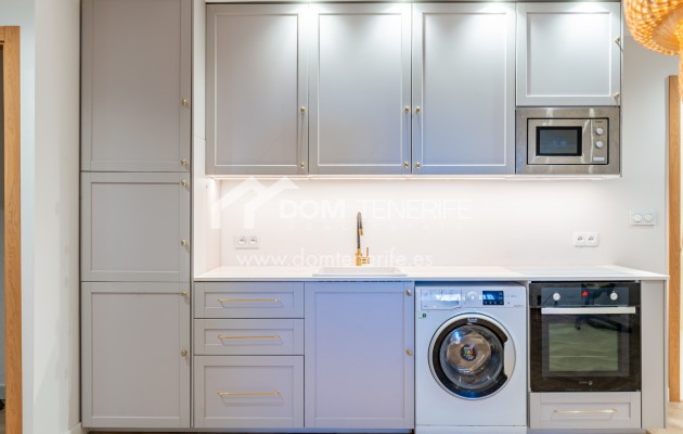 Sale - Villa -
Adeje - San Eugenio Alto