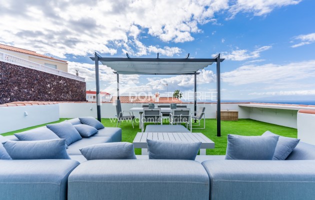 Sale - Villa -
Adeje - San Eugenio Alto