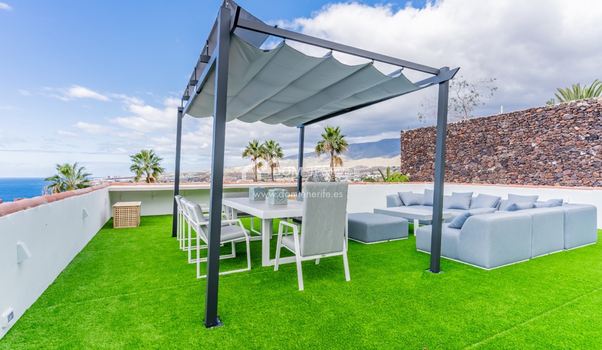 Sale - Villa -
Adeje - San Eugenio Alto