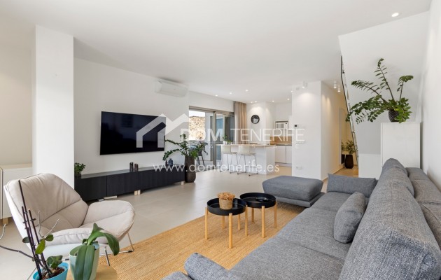 Sale - Penthouse -
Arona - Palm Mar