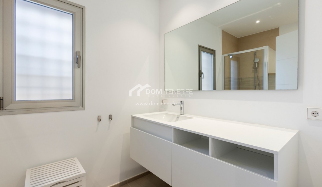 Sale - Penthouse -
Arona - Palm Mar