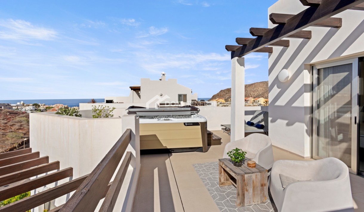 Sale - Penthouse -
Arona - Palm Mar