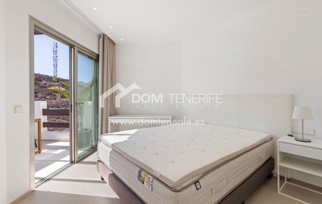 Sale - Penthouse -
Arona - Palm Mar