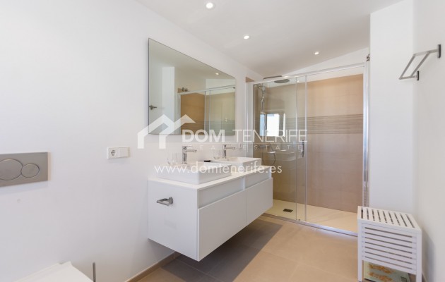 Sale - Penthouse -
Arona - Palm Mar