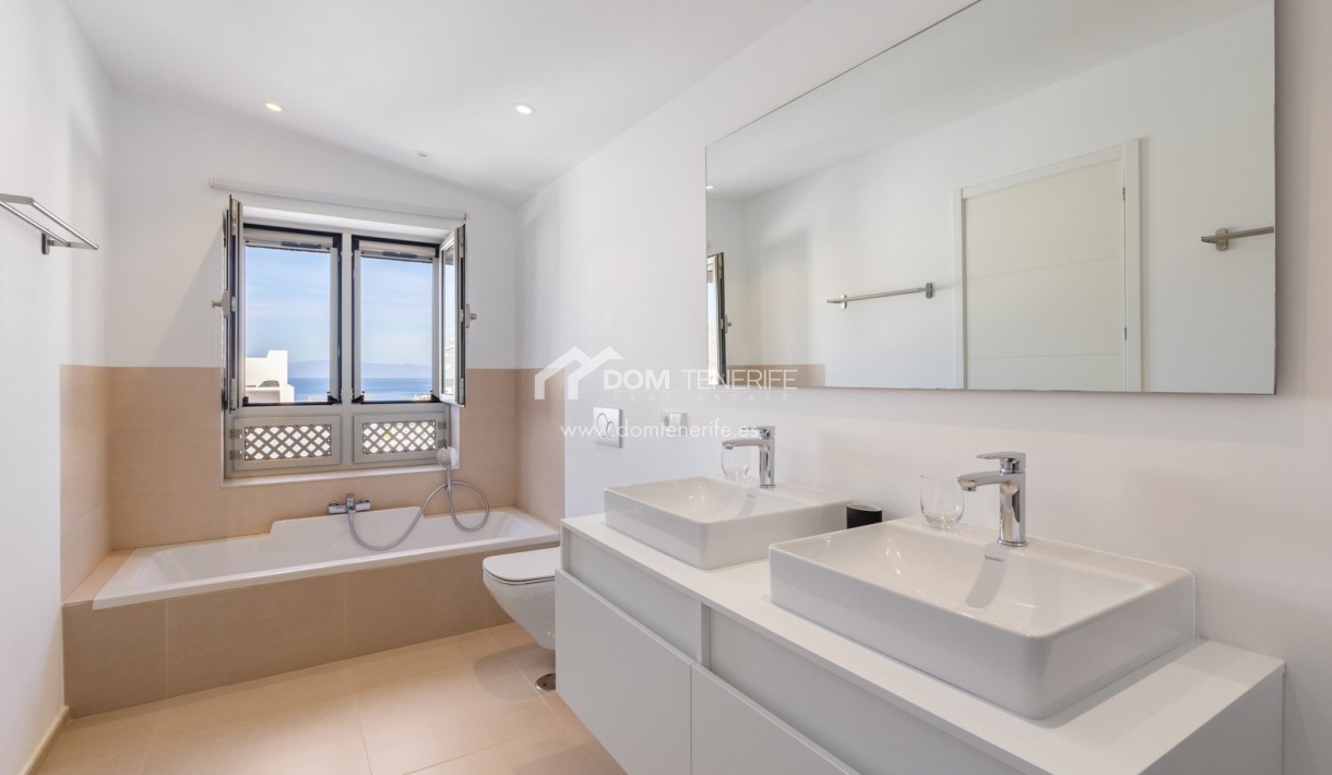 Sale - Penthouse -
Arona - Palm Mar