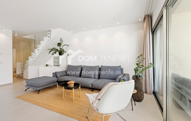 Sale - Penthouse -
Arona - Palm Mar