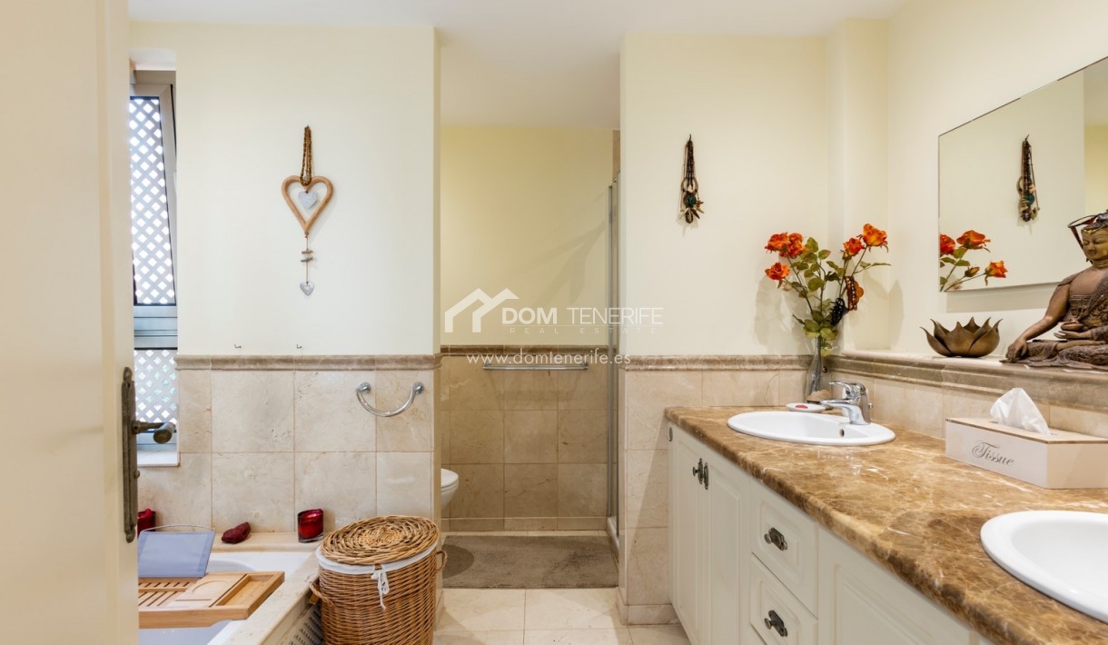 Sale - Penthouse -
Arona - Palm Mar