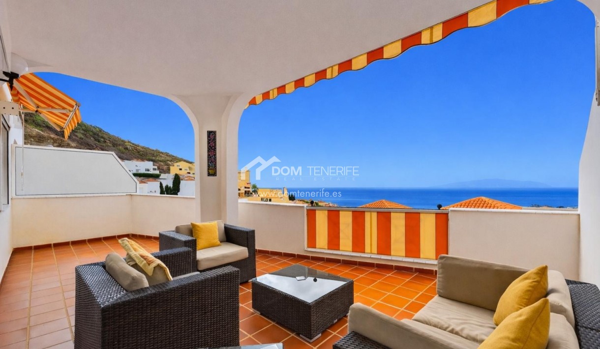 Revente - Maison de ville -
Adeje - Torviscas Alto