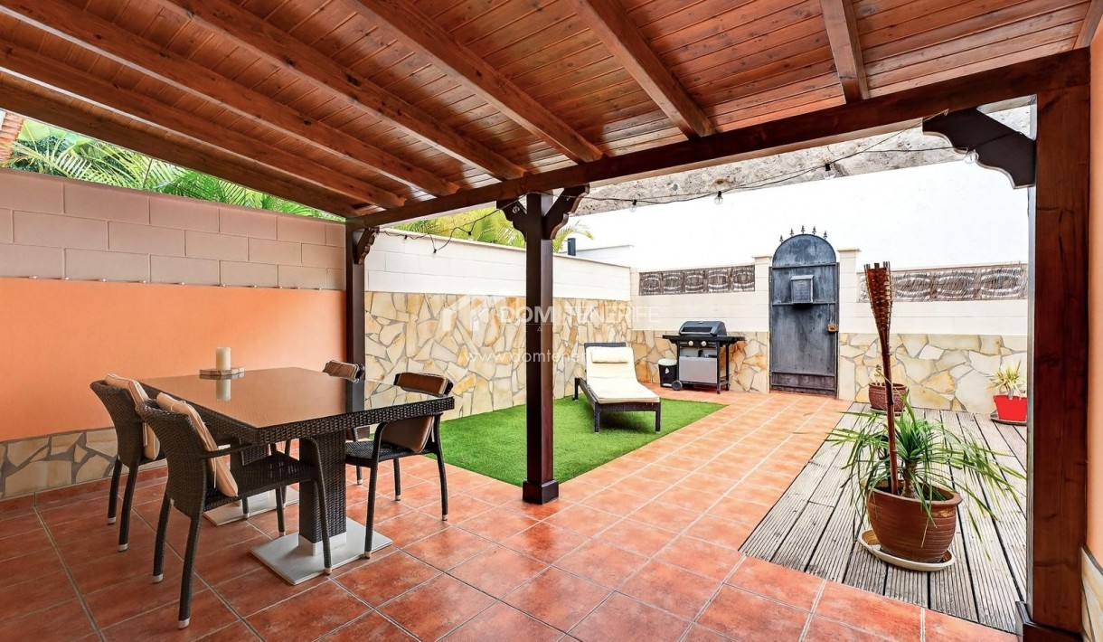 Revente - Maison de ville -
Adeje - Torviscas Alto