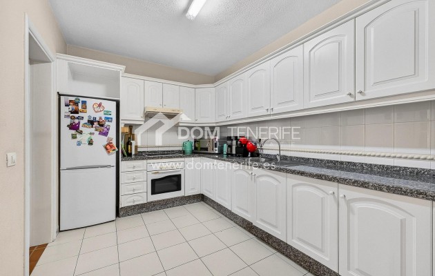 Revente - Maison de ville -
Adeje - Torviscas Alto