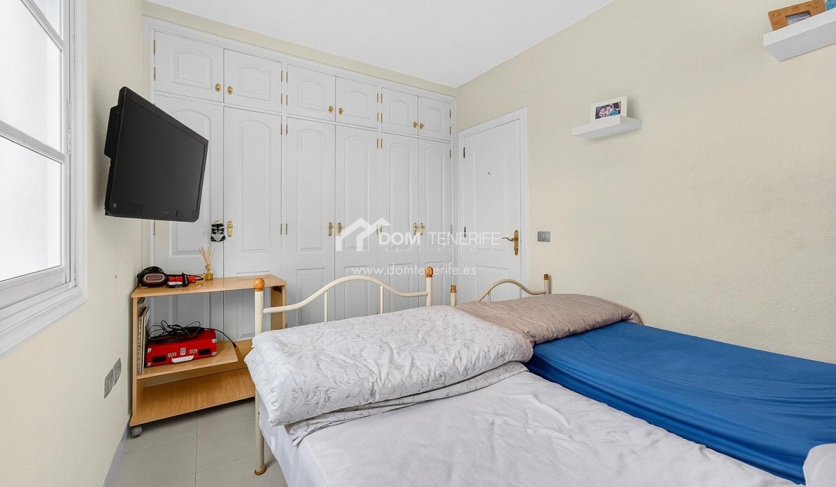 Revente - Maison de ville -
Adeje - Torviscas Alto