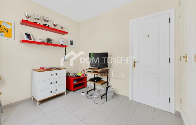 Revente - Maison de ville -
Adeje - Torviscas Alto