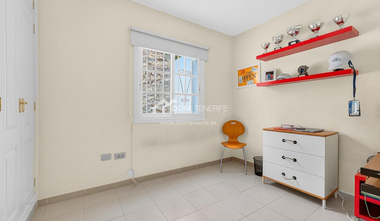 Revente - Maison de ville -
Adeje - Torviscas Alto