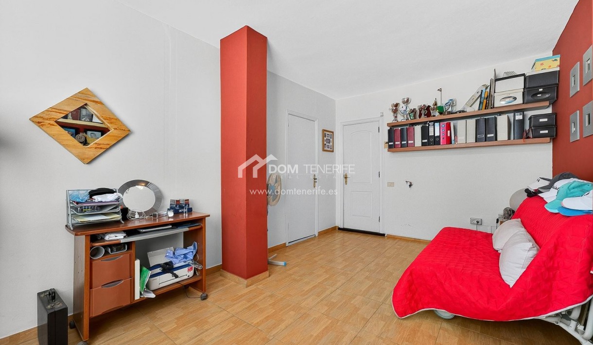 Revente - Maison de ville -
Adeje - Torviscas Alto