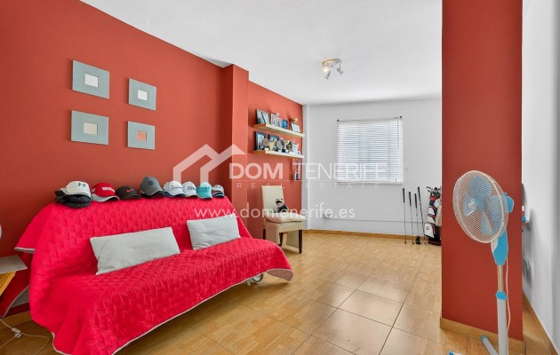 Revente - Maison de ville -
Adeje - Torviscas Alto