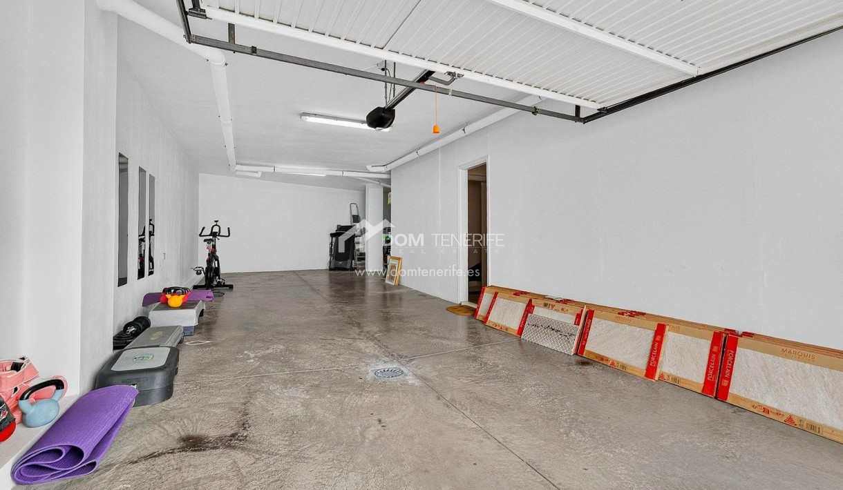 Revente - Maison de ville -
Adeje - Torviscas Alto