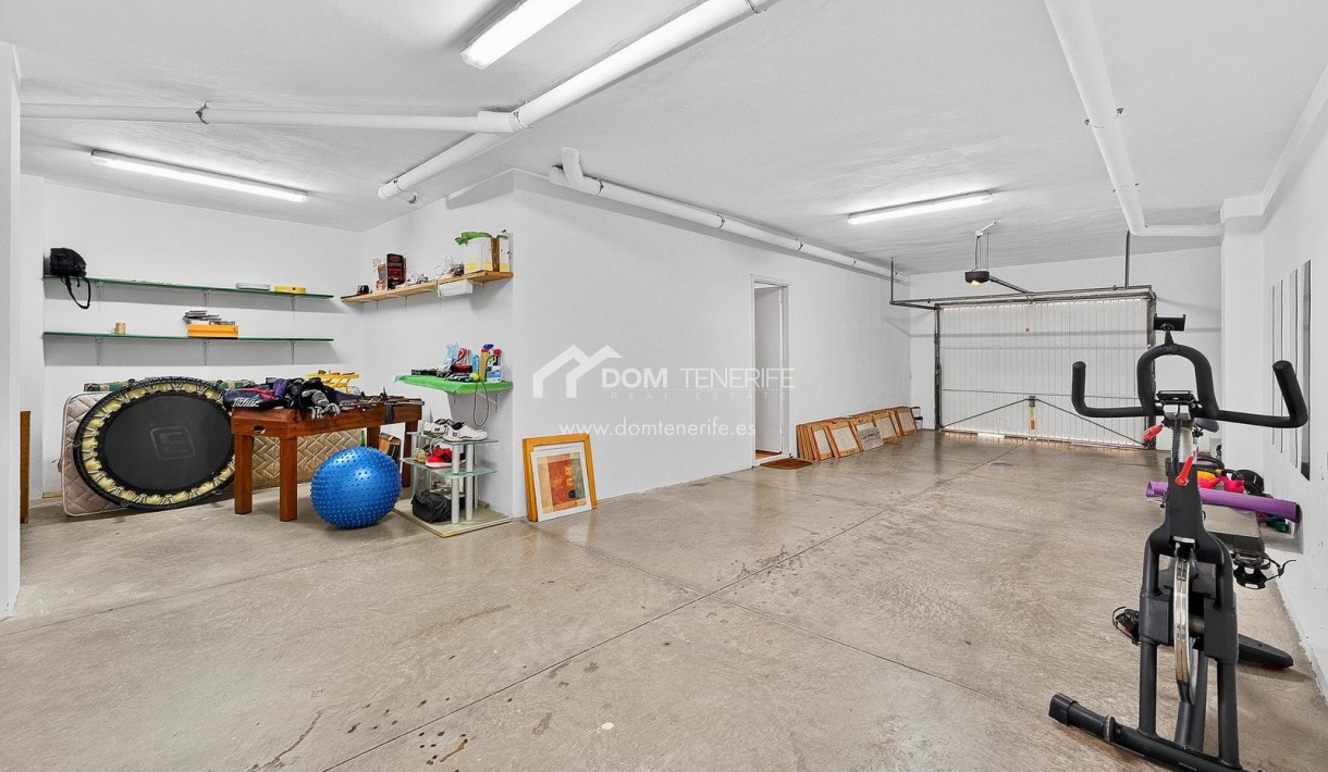 Revente - Maison de ville -
Adeje - Torviscas Alto