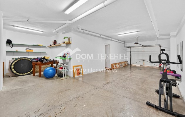 Revente - Maison de ville -
Adeje - Torviscas Alto