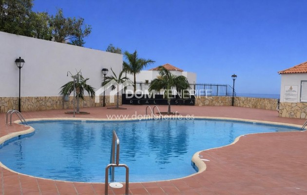 Revente - Maison de ville -
Adeje - Torviscas Alto