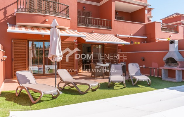 Wiederverkauf - Stadthaus -
Adeje - El Duque