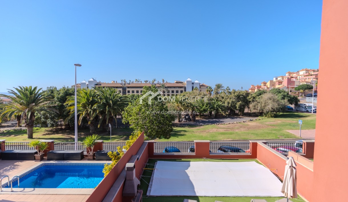 Wiederverkauf - Stadthaus -
Adeje - El Duque