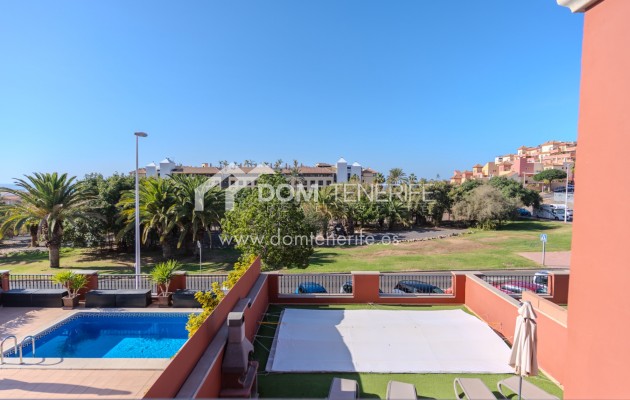 Wiederverkauf - Stadthaus -
Adeje - El Duque