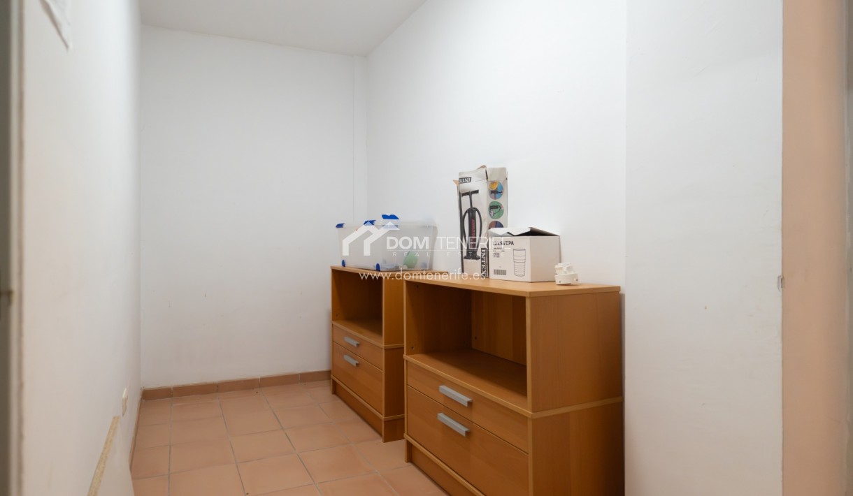 Wiederverkauf - Stadthaus -
Adeje - El Duque