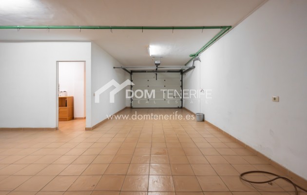 Wiederverkauf - Stadthaus -
Adeje - El Duque