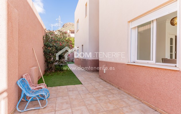 Location - Maison de ville -
Adeje - Fañabe Alto 