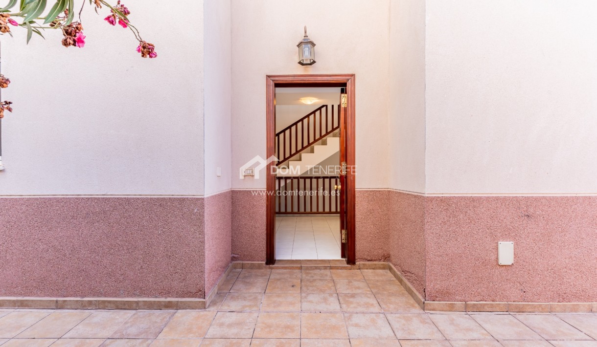 Location - Maison de ville -
Adeje - Fañabe Alto 