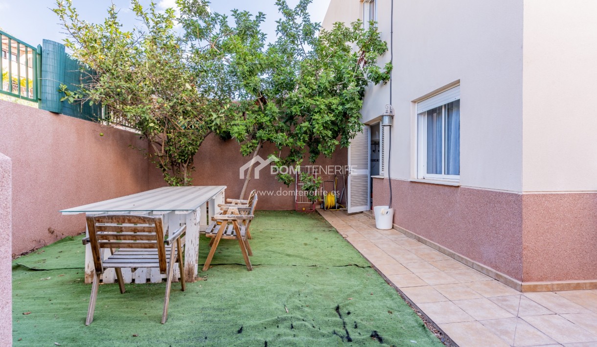 Location - Maison de ville -
Adeje - Fañabe Alto 