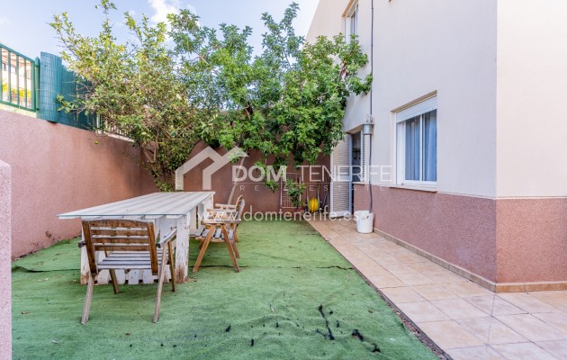 Location - Maison de ville -
Adeje - Fañabe Alto 