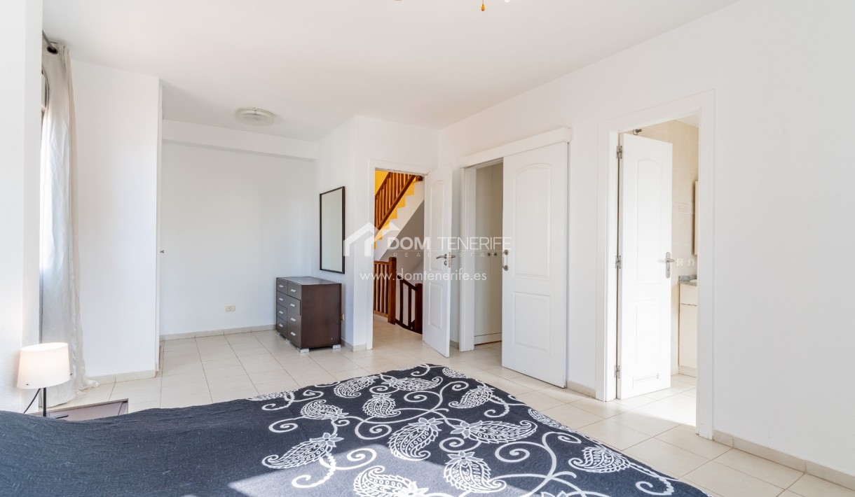 Location - Maison de ville -
Adeje - Fañabe Alto 