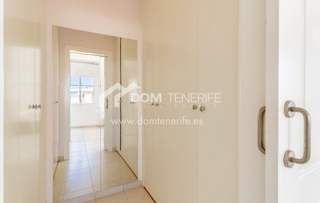 Location - Maison de ville -
Adeje - Fañabe Alto 