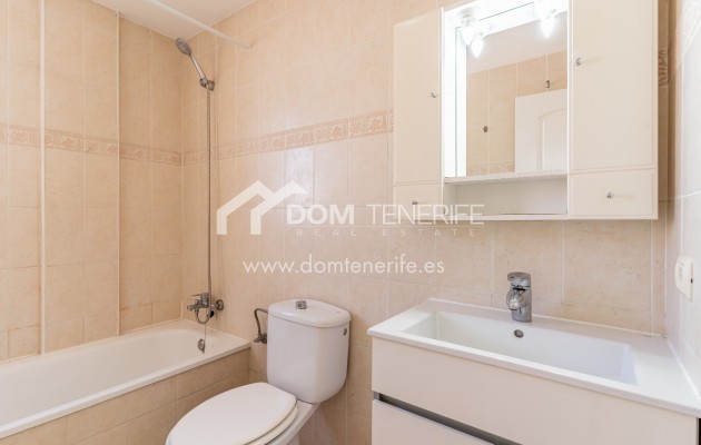 Location - Maison de ville -
Adeje - Fañabe Alto 