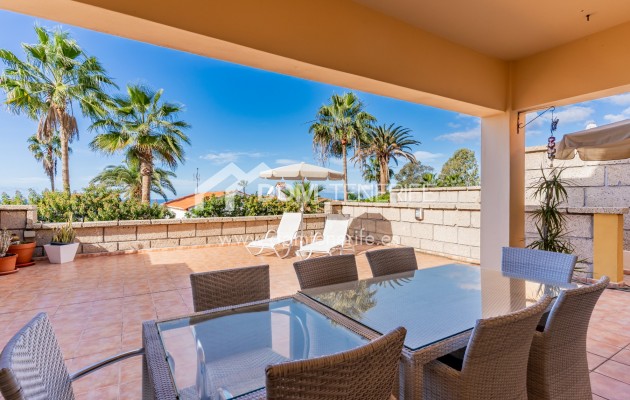 Sale - Townhouse -
Adeje - El Madroñal