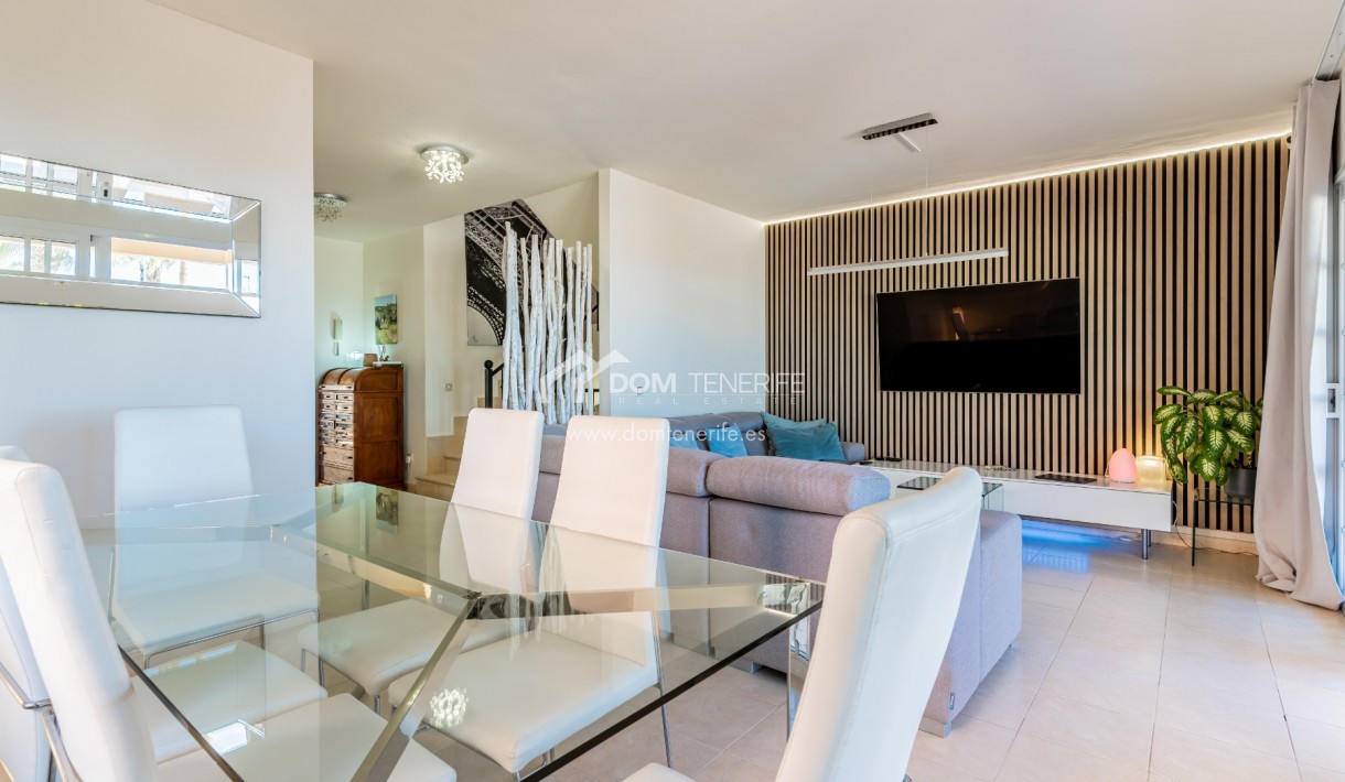 Sale - Townhouse -
Adeje - El Madroñal