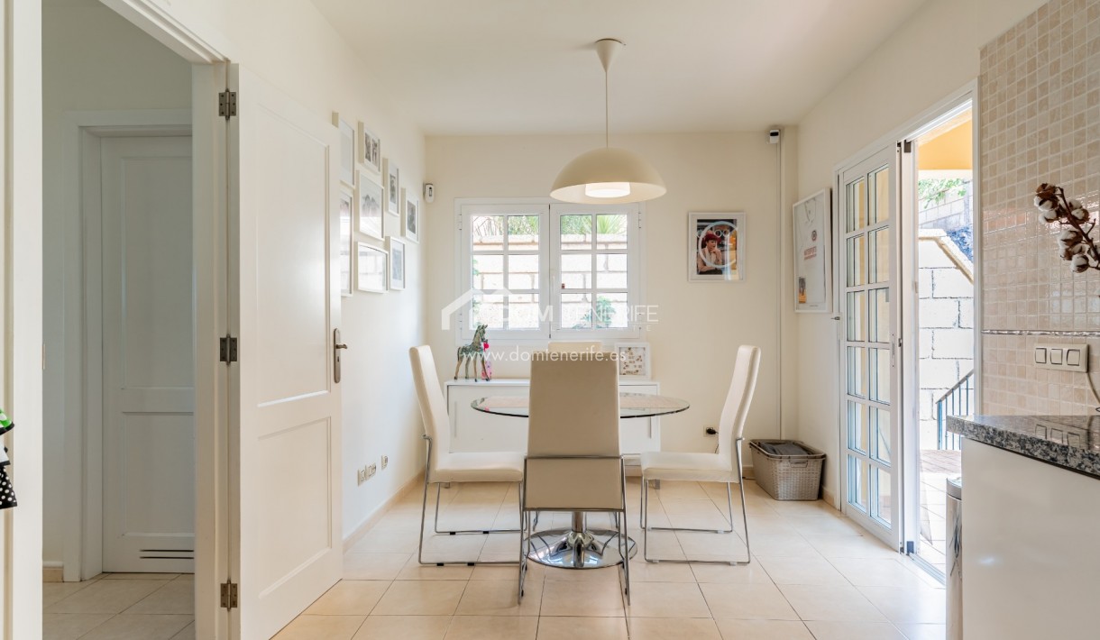 Sale - Townhouse -
Adeje - El Madroñal
