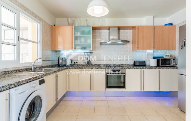 Sale - Townhouse -
Adeje - El Madroñal