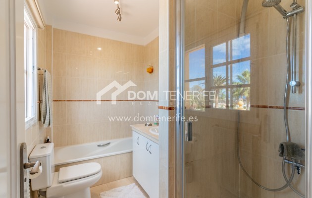 Sale - Townhouse -
Adeje - El Madroñal