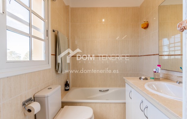 Sale - Townhouse -
Adeje - El Madroñal