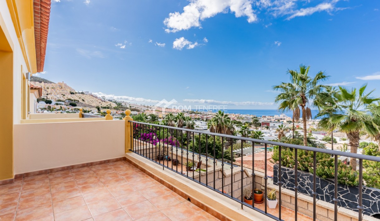 Sale - Townhouse -
Adeje - El Madroñal