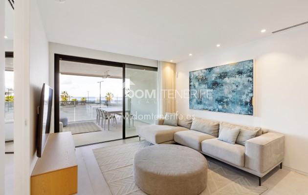 Revente - Plat -
Arona - Palm Mar