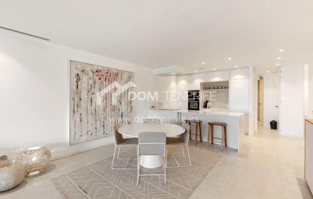 Revente - Plat -
Arona - Palm Mar