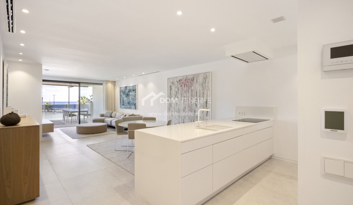 Revente - Plat -
Arona - Palm Mar