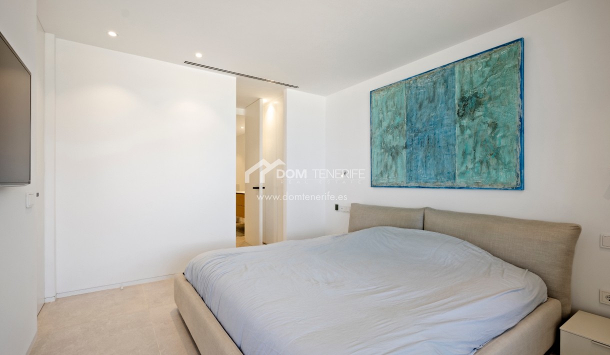 Revente - Plat -
Arona - Palm Mar