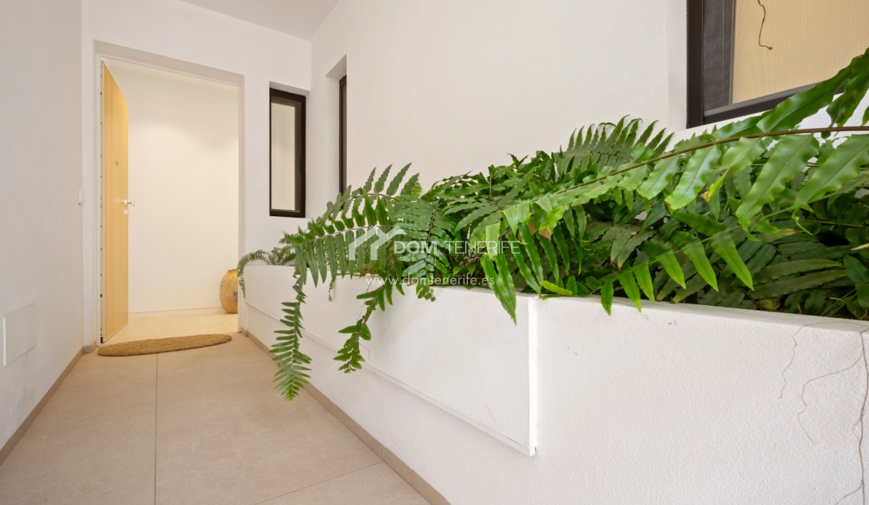 Revente - Plat -
Arona - Palm Mar